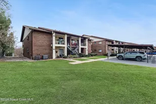 541 Belltower Ave, Deltona, FL 32725 - Photo 2