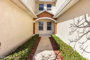 1020 Venetian Dr, Melbourne, FL 32904 - Photo 4