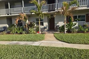 2012 Grant Pl, Melbourne, FL 32901 - Photo 2