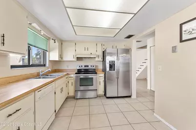 145 Seawind Drive #22, Satellite Beach, FL 32937 - Photo 8