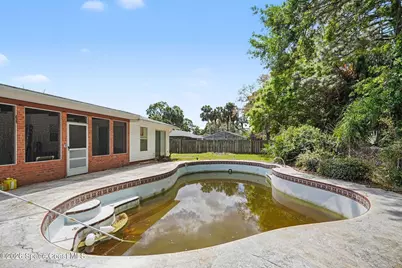 607 Dundee Circle, West Melbourne, FL 32904 - Photo 32