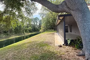 877 Villa Dr, Melbourne, FL 32940 - Photo 20