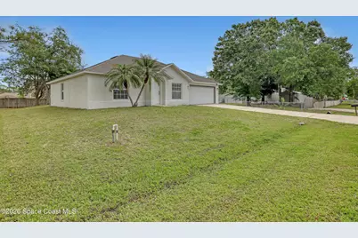 1561 Sandusky Street SE, Palm Bay, FL 32909 - Photo 4