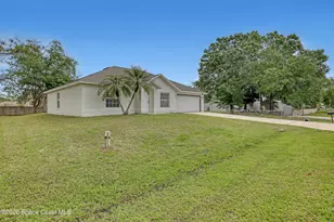 1561 Sandusky St SE, Palm Bay, FL 32909 - Photo 4