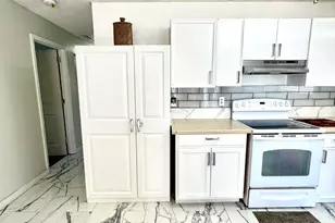 885 Taluga Ave SE, Palm Bay, FL 32909 - Photo 10