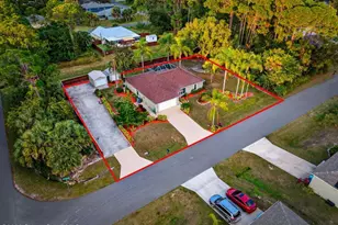 1585 Degamma St NW, Palm Bay, FL 32907 - Photo 2