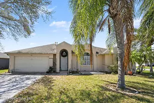 1810 Crane Creek Blvd, Melbourne, FL 32940 - Photo 2
