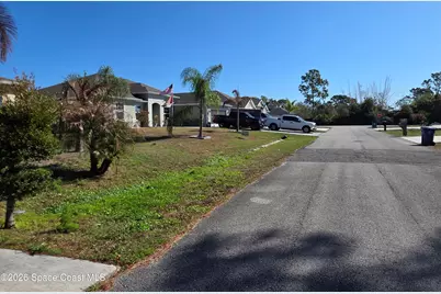 770 Montrose Street SE, Palm Bay, FL 32909 - Photo 4