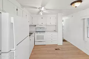 294 Fantasy Ct NE, Palm Bay, FL 32907 - Photo 10