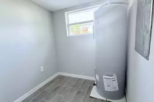 2556 Sarno Rd, Melbourne, FL 32935 - Photo 12