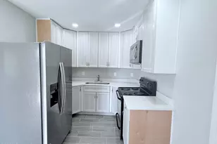 2556 Sarno Rd, Melbourne, FL 32935 - Photo 2