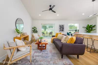 1085 Tahiti Avenue SE, Palm Bay, FL 32909 - Photo 4