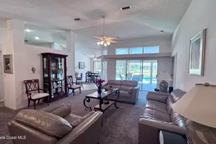615 Sheridan Woods Dr, Melbourne, FL 32904 - Photo 2