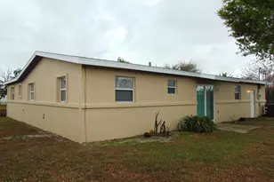 1688 Cadillac Cir N, Melbourne, FL 32935 - Photo 40