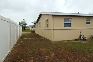 1688 Cadillac Cir N, Melbourne, FL 32935 - Photo 38