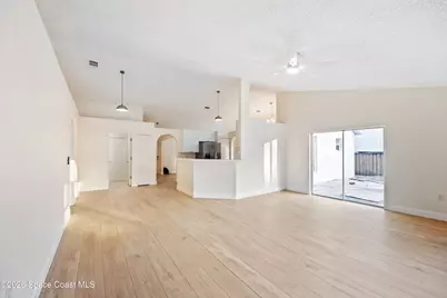 320 Wisteria Avenue NW, Palm Bay, FL 32907 - Photo 4