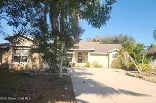 103 Oxford Ct, Royal Palm Beach, FL 33411 - Photo 1