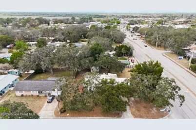 2 Holiday Lane S, Titusville, FL 32796 - Photo 32