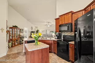 442 La Coco St SW, Palm Bay, FL 32908 - Photo 10