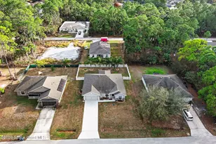 442 La Coco St SW, Palm Bay, FL 32908 - Photo 2