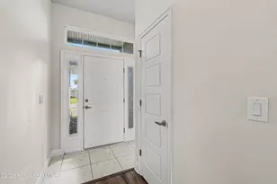 2542 Pinwherry St NW, Palm Bay, FL 32907 - Photo 2