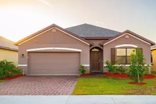 487 Old Country E, Palm Bay, FL 32909 - Photo 1