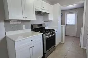 2417 Delaware Dr, Melbourne, FL 32935 - Photo 4