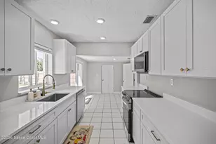 736 Ballard Dr, Melbourne, FL 32935 - Photo 12