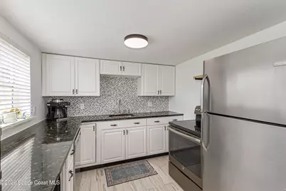 131 Del Mar Street, Indialantic, FL 32903 - Photo 6