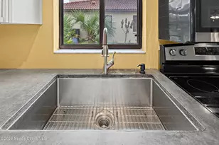 8713 Bay Ct, Cape Canaveral, FL 32920 - Photo 10