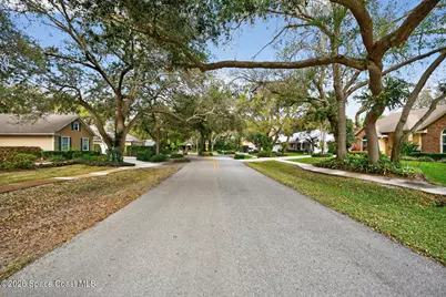 137 38th Court, Vero Beach, FL 32968 - Photo 6