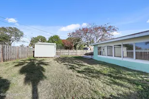 308 Patrick Cir, Melbourne, FL 32901 - Photo 24