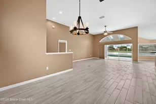 306 Lake Victoria Cir, Melbourne, FL 32940 - Photo 12