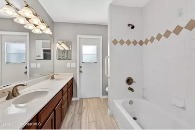 306 Lake Victoria Circle, Melbourne, FL 32940 - Photo 32