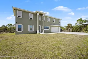 5570 Sanctuary Ave, Grant-Valkaria, FL 32949 - Photo 28