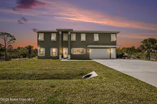 5570 Sanctuary Ave, Grant-Valkaria, FL 32949 - Photo 2