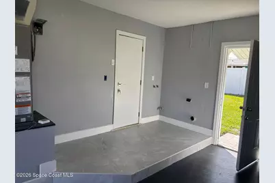 1705 S Dodge Circle, Melbourne, FL 32935 - Photo 10