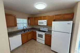 1904 Fletcher St, Melbourne, FL 32901 - Photo 6