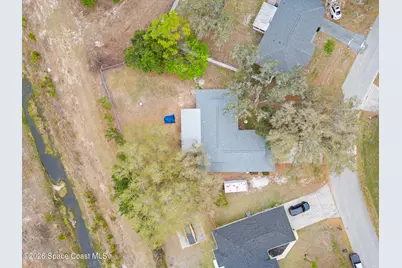 395 Hawthorne Lane NE, Palm Bay, FL 32907 - Photo 4