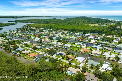 329 Beverly Court, Melbourne Beach, FL 32951 - Photo 10