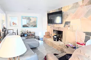 416 N 4th St, Cocoa Beach, FL 32931 - Photo 8