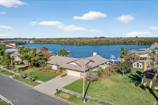 2530 Sykes Creek Dr, Merritt Island, FL 32953 - Photo 1