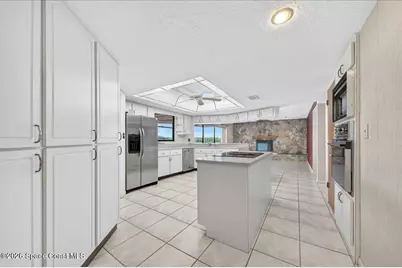 2530 Sykes Creek Drive, Merritt Island, FL 32953 - Photo 10