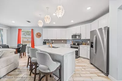 800 Lyons Circle NW, Palm Bay, FL 32907 - Photo 10