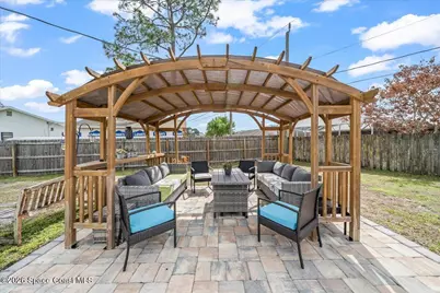 800 Lyons Circle NW, Palm Bay, FL 32907 - Photo 4