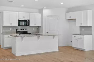 70 Wellwater Dr, Palm Coast, FL 32164 - Photo 2