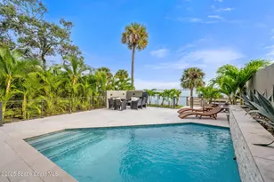 1807 Riverview Dr, Melbourne, FL 32901 - Photo 4