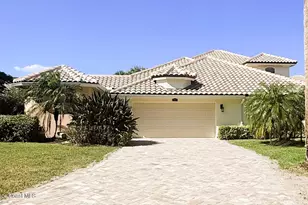 162 Whaler Dr, Melbourne Beach, FL 32951 - Photo 2
