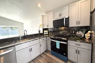 2924 Pebble Creek St, Melbourne, FL 32935 - Photo 10