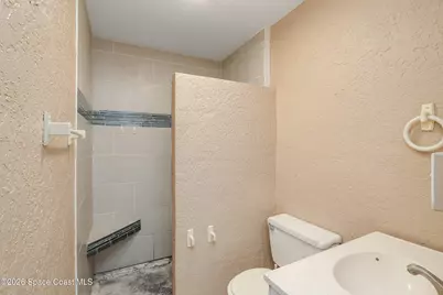 110 Lagoon Avenue, Melbourne, FL 32901 - Photo 30